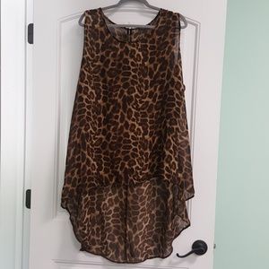 Cute cheetah print high-low shirt!
